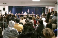 Dirigenti e docenti: conflitto inevitabile?  Dirigenti e docenti: conflitto inevitabile?