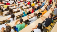 Sintesi delle norme sui concorsi e sulle nuove forme di reclutamento “Concorsi riparatori vs concorsi zombi” (cfr. numero di gennaio) Sintesi delle norme sui concorsi e sulle nuove forme di reclutamento “Concorsi riparatori vs concorsi zombi” (cfr. numero di gennaio)